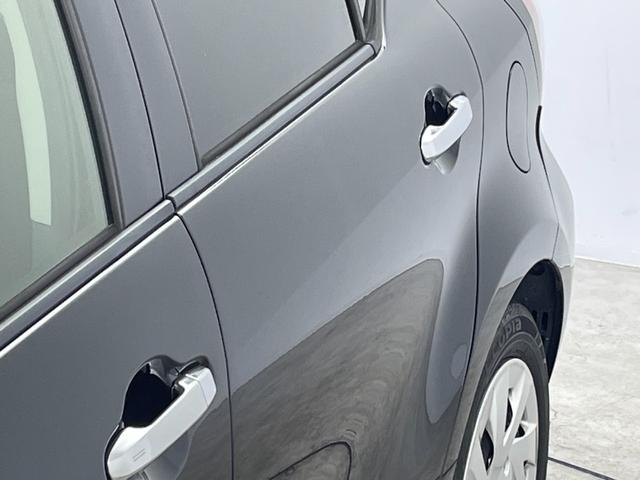 アクア Sスタイルブラック 純正7インチナビ バックカメラ 衝突軽減システム アイドリングストップ ETC オートマチックハイビーム ヘッドライトレベライザー ドライブレコーダー スマートキー プッシュスタート 禁煙車(69枚目)