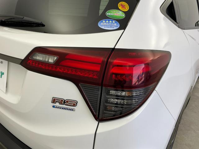 ヴェゼル ハイブリッドRS・ホンダセンシング 純正ナビ バックカメラ 衝突軽減 アダプティブクルーズコントロール レーンアシスト シートヒーター 横滑り防止 アイドリングストップ ETC オートライト スマートキー プッシュスタート 禁煙車(65枚目)