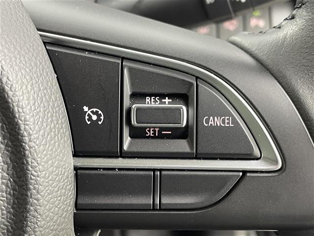 ジムニー XC 社外7インチディスプレイオーディオ バックカメラ クルーズコントロール ハイビームアシスト シートヒーター 純正16インチAW ステアリングリモコン ダウンヒルアシスト ドラレコ スマートキー 禁煙車(6枚目)