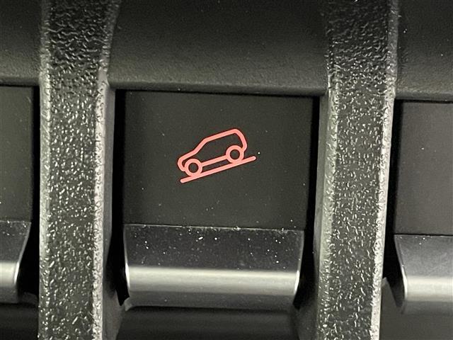 ジムニー XC 社外7インチディスプレイオーディオ バックカメラ クルーズコントロール ハイビームアシスト シートヒーター 純正16インチAW ステアリングリモコン ダウンヒルアシスト ドラレコ スマートキー 禁煙車(11枚目)