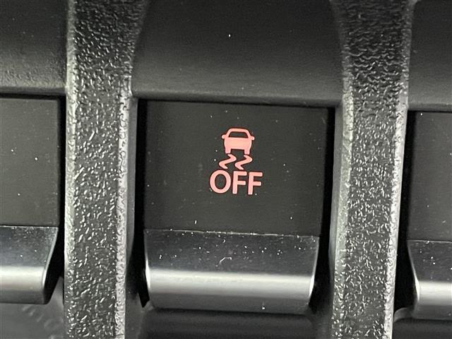 ジムニー XC 社外7インチディスプレイオーディオ バックカメラ クルーズコントロール ハイビームアシスト シートヒーター 純正16インチAW ステアリングリモコン ダウンヒルアシスト ドラレコ スマートキー 禁煙車(12枚目)