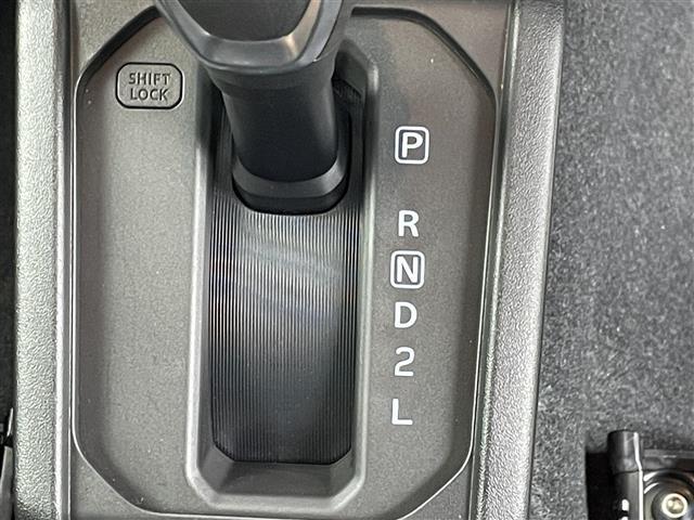 ジムニー XC 社外7インチディスプレイオーディオ バックカメラ クルーズコントロール ハイビームアシスト シートヒーター 純正16インチAW ステアリングリモコン ダウンヒルアシスト ドラレコ スマートキー 禁煙車(27枚目)