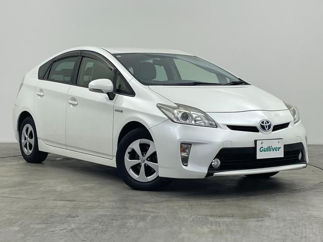 プリウス Ｓ　純正７インチナビ　バックカメラ　ＨＩＤオートライト　フォグランプ　ステリングリモコン　プッシュスタート　スマートキー　ＥＴＣ　横滑り防止装置　純正フロアマット　カーテンエアバッグ　オートエアコン　禁煙（55枚目）