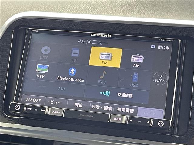 シエンタ ハイブリッドＧ　衝突被害軽減ブレーキ　社外７インチナビ　バックカメラ　両側パワースライドドア　ＨＩＤオートライト　オートマチックハイビーム　純正１５インチＡＷ　ステアリングリモコン　スマートキー　ＥＴＣ　禁煙車（4枚目）