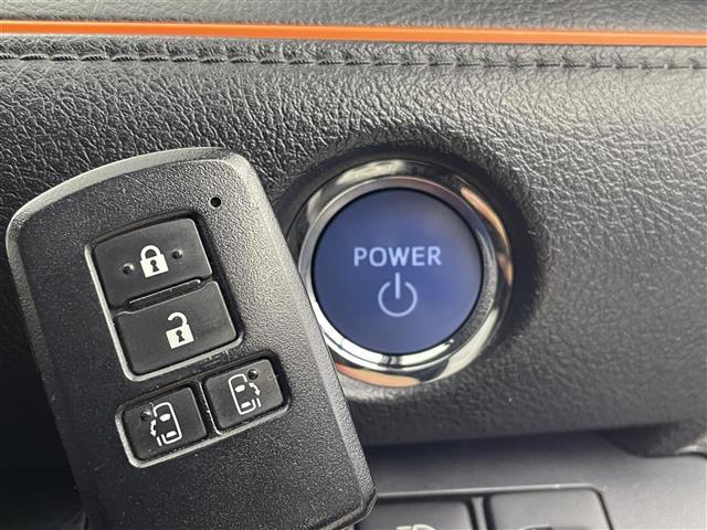 シエンタ ハイブリッドＧ　衝突被害軽減ブレーキ　社外７インチナビ　バックカメラ　両側パワースライドドア　ＨＩＤオートライト　オートマチックハイビーム　純正１５インチＡＷ　ステアリングリモコン　スマートキー　ＥＴＣ　禁煙車（13枚目）