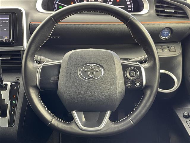 シエンタ ハイブリッドＧ　衝突被害軽減ブレーキ　社外７インチナビ　バックカメラ　両側パワースライドドア　ＨＩＤオートライト　オートマチックハイビーム　純正１５インチＡＷ　ステアリングリモコン　スマートキー　ＥＴＣ　禁煙車（17枚目）