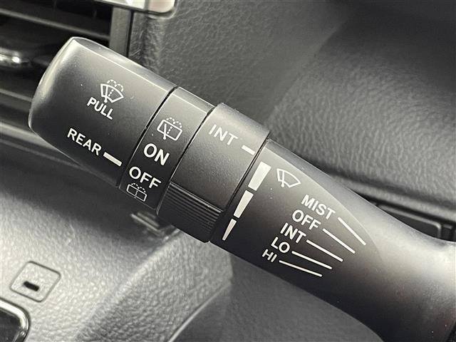 シエンタ ハイブリッドＧ　衝突被害軽減ブレーキ　社外７インチナビ　バックカメラ　両側パワースライドドア　ＨＩＤオートライト　オートマチックハイビーム　純正１５インチＡＷ　ステアリングリモコン　スマートキー　ＥＴＣ　禁煙車（18枚目）