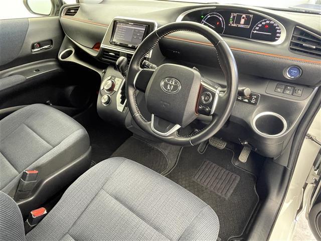 シエンタ ハイブリッドＧ　衝突被害軽減ブレーキ　社外７インチナビ　バックカメラ　両側パワースライドドア　ＨＩＤオートライト　オートマチックハイビーム　純正１５インチＡＷ　ステアリングリモコン　スマートキー　ＥＴＣ　禁煙車（30枚目）