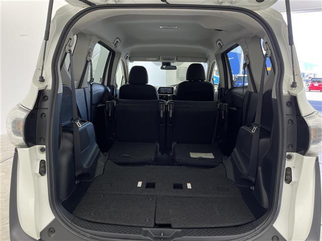 シエンタ ハイブリッドＧ　衝突被害軽減ブレーキ　社外７インチナビ　バックカメラ　両側パワースライドドア　ＨＩＤオートライト　オートマチックハイビーム　純正１５インチＡＷ　ステアリングリモコン　スマートキー　ＥＴＣ　禁煙車（40枚目）