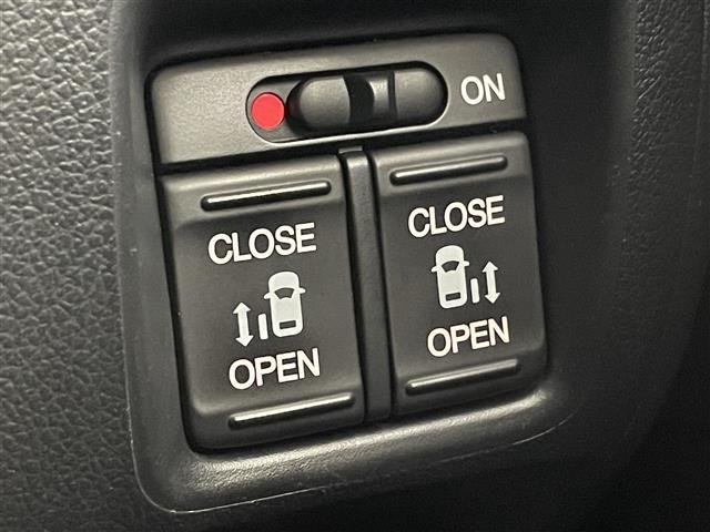 N-BOX G・ターボLパッケージ 禁煙車 純正ナビ バックカメラ ワンセグ クルーズコントロール 両側パワースライドドア オートライト ドライブレコーダー ETC パドルシフト プッシュスタート スマートキー 純正アルミホイール(7枚目)