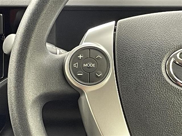 アクア S 衝突被害軽減ブレーキ 純正7インチナビ バックカメラ HIDライト オートマチックハイビーム ステアリングリモコン レーンディパーチャーアラート リモコンキー 横滑り防止装置 ビルトインETC 禁煙車(11枚目)