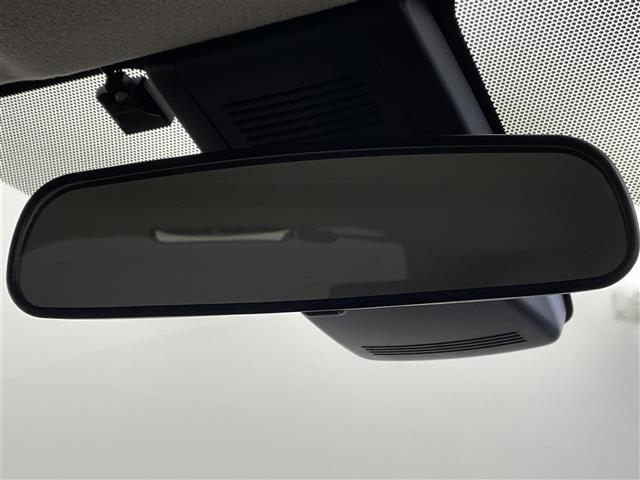 アクア S 衝突被害軽減ブレーキ 純正7インチナビ バックカメラ HIDライト オートマチックハイビーム ステアリングリモコン レーンディパーチャーアラート リモコンキー 横滑り防止装置 ビルトインETC 禁煙車(27枚目)