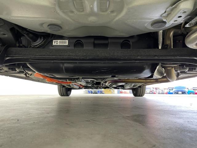 アクア S 衝突被害軽減ブレーキ 純正7インチナビ バックカメラ HIDライト オートマチックハイビーム ステアリングリモコン レーンディパーチャーアラート リモコンキー 横滑り防止装置 ビルトインETC 禁煙車(75枚目)