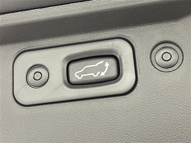 デリカD:5 ブラックエディション 登録済未使用車 フリップダウンモニター ALPINE11インチナビ アラウンドビューモニター 両側パワースライドドア パワーバックドア LED シートヒーター 純正18インチAW ステアリングリモコン(31枚目)