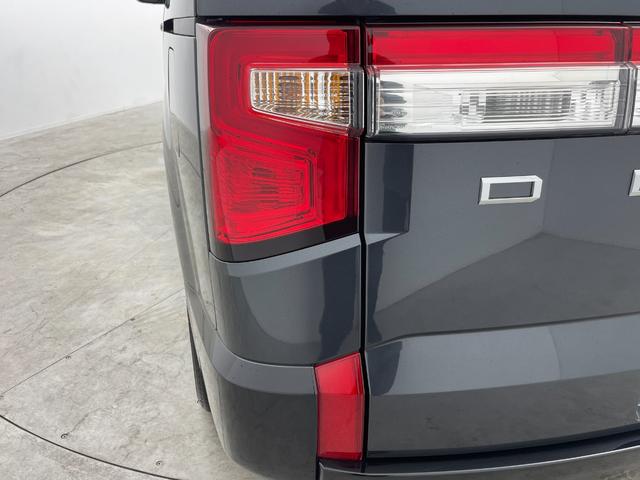 デリカD:5 ブラックエディション 登録済未使用車 フリップダウンモニター ALPINE11インチナビ アラウンドビューモニター 両側パワースライドドア パワーバックドア LED シートヒーター 純正18インチAW ステアリングリモコン(69枚目)