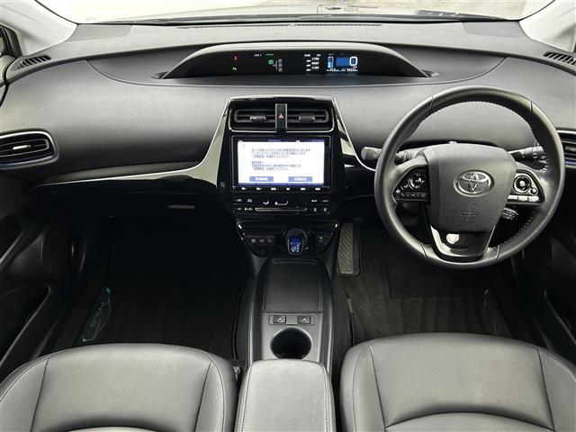 プリウス Sツーリングセレクション 純正9インチナビ バックカメラ レーダークルーズコントロール LED AHB シートヒーター 純正17インチAW ステアリングリモコン ドライブレコーダー ETC スマートキー クリアランスソナー(2枚目)