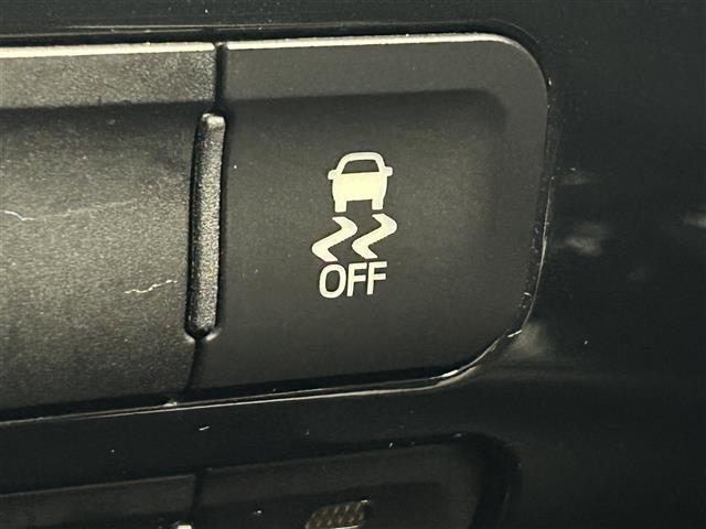 プリウス Sツーリングセレクション 純正9インチナビ バックカメラ レーダークルーズコントロール LED AHB シートヒーター 純正17インチAW ステアリングリモコン ドライブレコーダー ETC スマートキー クリアランスソナー(11枚目)