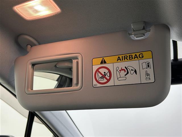 プリウス Sツーリングセレクション 純正9インチナビ バックカメラ レーダークルーズコントロール LED AHB シートヒーター 純正17インチAW ステアリングリモコン ドライブレコーダー ETC スマートキー クリアランスソナー(27枚目)