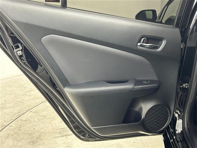 プリウス Sツーリングセレクション 純正9インチナビ バックカメラ レーダークルーズコントロール LED AHB シートヒーター 純正17インチAW ステアリングリモコン ドライブレコーダー ETC スマートキー クリアランスソナー(40枚目)