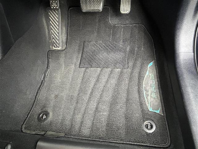 プリウス Sツーリングセレクション 純正9インチナビ バックカメラ レーダークルーズコントロール LED AHB シートヒーター 純正17インチAW ステアリングリモコン ドライブレコーダー ETC スマートキー クリアランスソナー(43枚目)