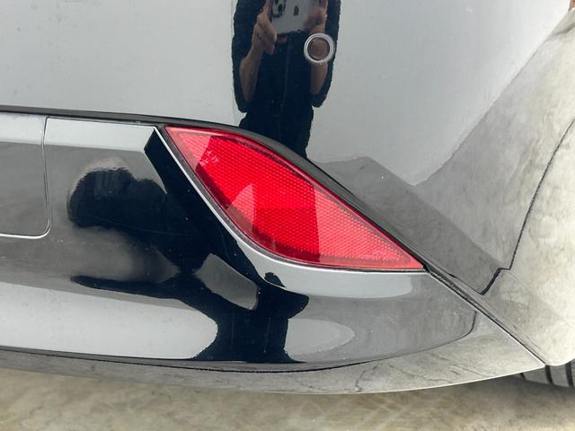 プリウス Sツーリングセレクション 純正9インチナビ バックカメラ レーダークルーズコントロール LED AHB シートヒーター 純正17インチAW ステアリングリモコン ドライブレコーダー ETC スマートキー クリアランスソナー(61枚目)