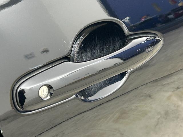 プリウス Sツーリングセレクション 純正9インチナビ バックカメラ レーダークルーズコントロール LED AHB シートヒーター 純正17インチAW ステアリングリモコン ドライブレコーダー ETC スマートキー クリアランスソナー(67枚目)