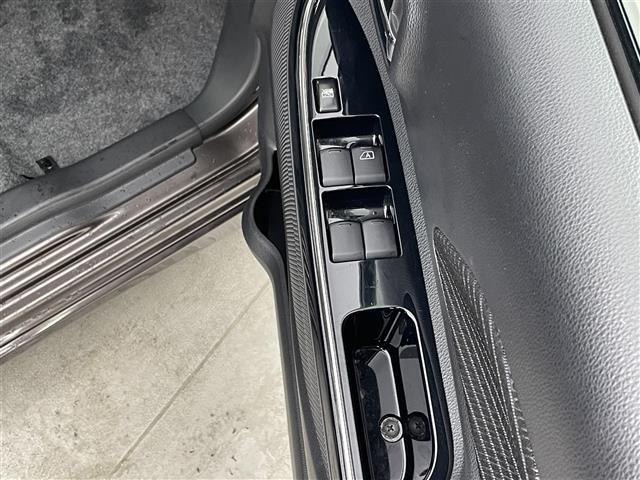 デイズルークス ハイウェイスター　Ｘ　７インチナビ　全方位カメラ　衝突軽減システム　パワースライドドア　アイドリングストップ　レーンアシスト　オートマチックハイビーム　横滑り防止　スマートキー　プッシュスタート　オートエアコン　禁煙車（25枚目）