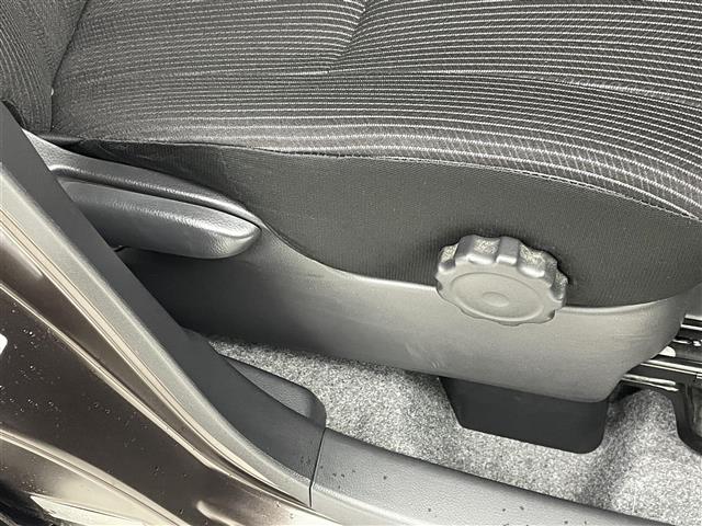 デイズルークス ハイウェイスター　Ｘ　７インチナビ　全方位カメラ　衝突軽減システム　パワースライドドア　アイドリングストップ　レーンアシスト　オートマチックハイビーム　横滑り防止　スマートキー　プッシュスタート　オートエアコン　禁煙車（26枚目）