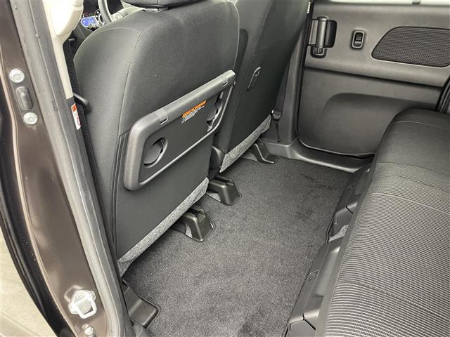 デイズルークス ハイウェイスター　Ｘ　７インチナビ　全方位カメラ　衝突軽減システム　パワースライドドア　アイドリングストップ　レーンアシスト　オートマチックハイビーム　横滑り防止　スマートキー　プッシュスタート　オートエアコン　禁煙車（32枚目）