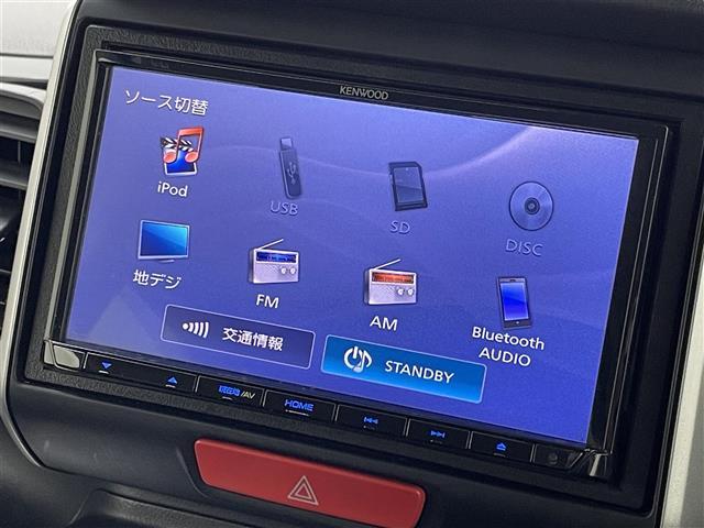 N-BOXカスタム G・ターボLパッケージ 社外ナビ バックカメラ 両側電動スライドドア 衝突被害軽減ブレーキ フルセグTV パドルシフト ビルトインETC クルーズコントロール オートライト ドライブレコーダー ステアリングリモコン(4枚目)