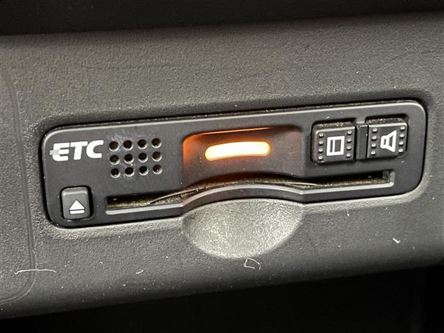 N-BOXカスタム G・ターボLパッケージ 社外ナビ バックカメラ 両側電動スライドドア 衝突被害軽減ブレーキ フルセグTV パドルシフト ビルトインETC クルーズコントロール オートライト ドライブレコーダー ステアリングリモコン(10枚目)