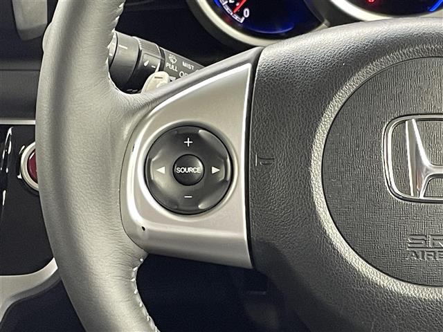 N-BOXカスタム G・ターボLパッケージ 社外ナビ バックカメラ 両側電動スライドドア 衝突被害軽減ブレーキ フルセグTV パドルシフト ビルトインETC クルーズコントロール オートライト ドライブレコーダー ステアリングリモコン(13枚目)