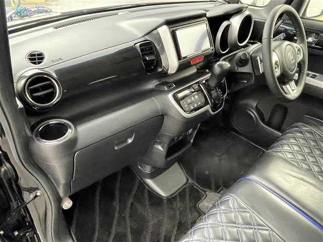 N-BOXカスタム G・ターボLパッケージ 社外ナビ バックカメラ 両側電動スライドドア 衝突被害軽減ブレーキ フルセグTV パドルシフト ビルトインETC クルーズコントロール オートライト ドライブレコーダー ステアリングリモコン(21枚目)