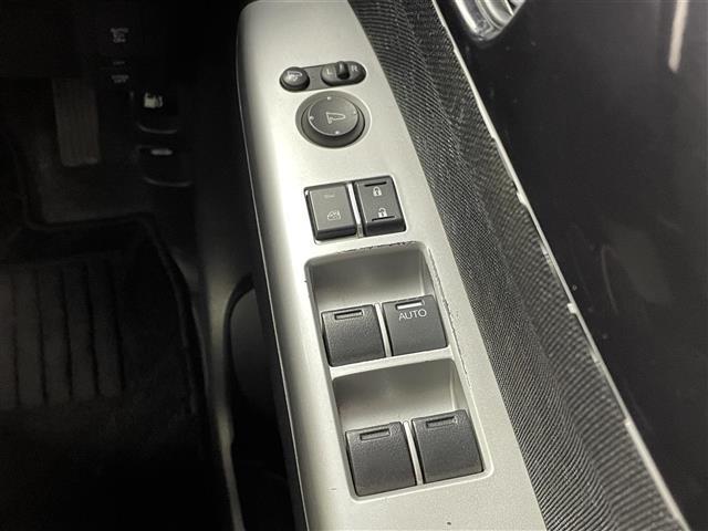 N-BOXカスタム G・ターボLパッケージ 社外ナビ バックカメラ 両側電動スライドドア 衝突被害軽減ブレーキ フルセグTV パドルシフト ビルトインETC クルーズコントロール オートライト ドライブレコーダー ステアリングリモコン(37枚目)