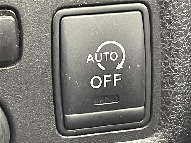 ノート Ｘ　ＤＩＧ－Ｓ　純正７インチナビ　バックカメラ　ヘッドライトレベライザー　純正１４インチアルミホイール　オートエアコン　横滑り防止装置　盗難防止装置　スマートキー　プッシュスタート　ＥＴＣ　アイドリングストップ　禁煙（7枚目）