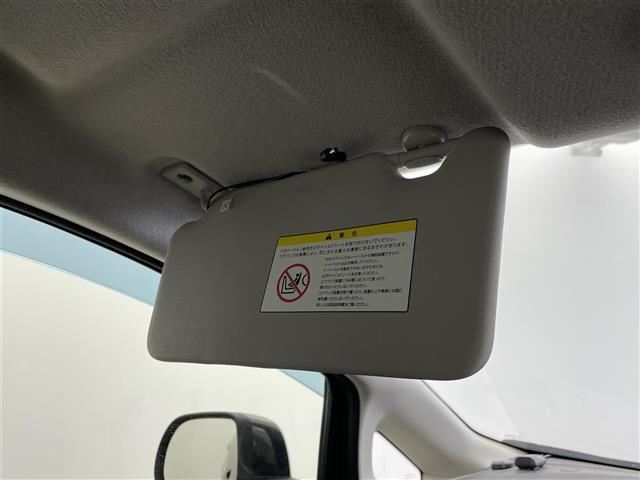ノート Ｘ　ＤＩＧ－Ｓ　純正７インチナビ　バックカメラ　ヘッドライトレベライザー　純正１４インチアルミホイール　オートエアコン　横滑り防止装置　盗難防止装置　スマートキー　プッシュスタート　ＥＴＣ　アイドリングストップ　禁煙（32枚目）