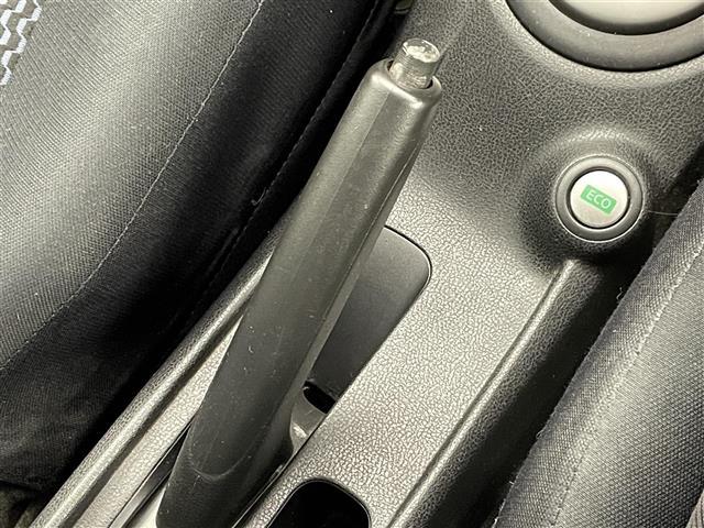 ノート Ｘ　ＤＩＧ－Ｓ　純正７インチナビ　バックカメラ　ヘッドライトレベライザー　純正１４インチアルミホイール　オートエアコン　横滑り防止装置　盗難防止装置　スマートキー　プッシュスタート　ＥＴＣ　アイドリングストップ　禁煙（36枚目）