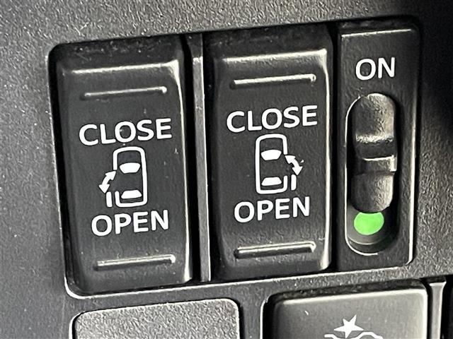 ルーミー カスタムG-T 純正7インチナビ 全方位カメラ 衝突軽減システム クルーズコントロール 横滑り防止 レーンアシスト LEDライト フォグライト スマートキー プッシュスタート 純正アルミホイール 禁煙車(8枚目)