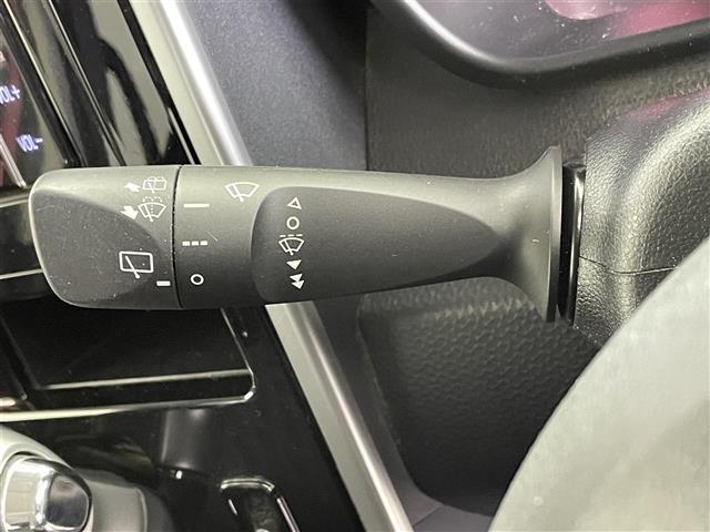 ルーミー カスタムG-T 純正7インチナビ 全方位カメラ 衝突軽減システム クルーズコントロール 横滑り防止 レーンアシスト LEDライト フォグライト スマートキー プッシュスタート 純正アルミホイール 禁煙車(17枚目)