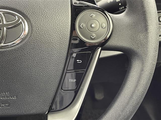 アクア S 社外7インチナビ バックカメラ LEDライト ヘッドライトレベライザー ステアリングリモコン スマートキー プッシュスタート ドライブレコーダー ETC 電動格納ミラー 横滑り防止装置 禁煙車(7枚目)