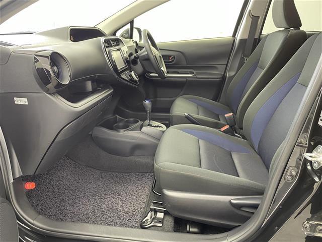 アクア S 社外7インチナビ バックカメラ LEDライト ヘッドライトレベライザー ステアリングリモコン スマートキー プッシュスタート ドライブレコーダー ETC 電動格納ミラー 横滑り防止装置 禁煙車(21枚目)