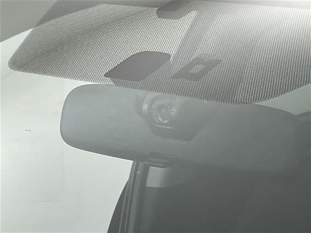 アクア S 社外7インチナビ バックカメラ LEDライト ヘッドライトレベライザー ステアリングリモコン スマートキー プッシュスタート ドライブレコーダー ETC 電動格納ミラー 横滑り防止装置 禁煙車(28枚目)