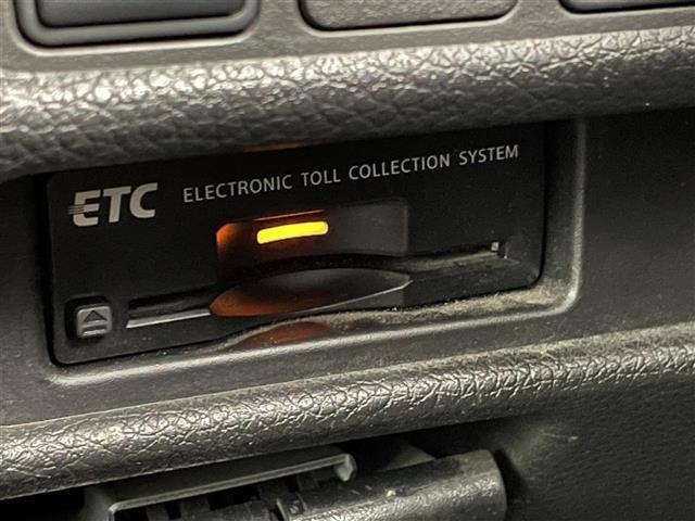 エクストレイル 20Xt エマージェンシーブレーキパッケージ 純正ナビ アラウンドビューモニター レーダークルーズコントロール パワーバックドア LEDライト シートヒーター 純正17インチAW ステアリングリモコン デジタルインナーミラー スマートキー 禁煙車(14枚目)