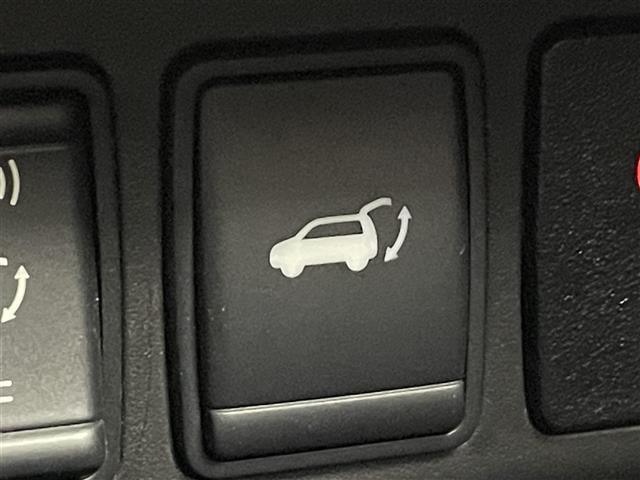 エクストレイル 20Xt エマージェンシーブレーキパッケージ 純正ナビ アラウンドビューモニター レーダークルーズコントロール パワーバックドア LEDライト シートヒーター 純正17インチAW ステアリングリモコン デジタルインナーミラー スマートキー 禁煙車(34枚目)