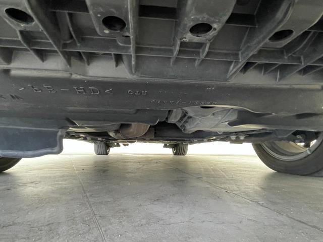 ヴェルファイア ２．４Ｚ　ゴールデンアイズ　フリップダウンモニター　純正８インチナビ　バックカメラ　両側パワースライドドア　クルーズコントロール　ＨＩＤオートライト　ハーフレザーシート　オットマン　パワーバックドア　スマートキー　ＥＴＣ　禁煙車（74枚目）