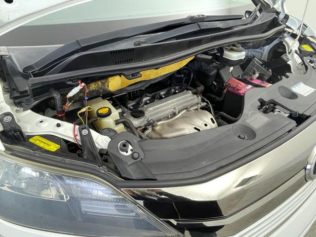 ヴェルファイア ２．４Ｚ　ゴールデンアイズ　フリップダウンモニター　純正８インチナビ　バックカメラ　両側パワースライドドア　クルーズコントロール　ＨＩＤオートライト　ハーフレザーシート　オットマン　パワーバックドア　スマートキー　ＥＴＣ　禁煙車（79枚目）