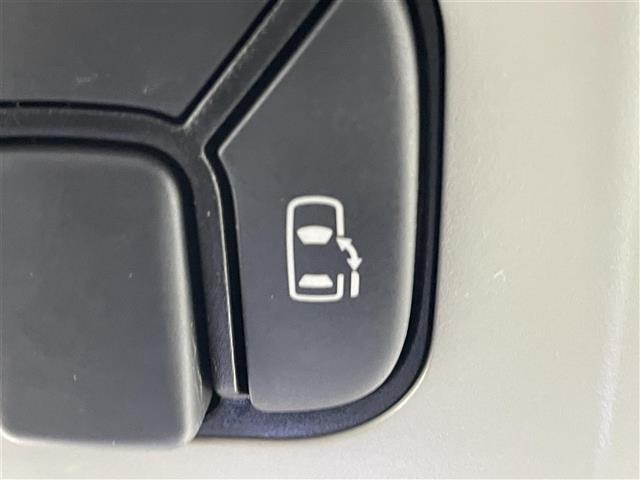 ヴェルファイア ２．４Ｚ　フリップダウンモニター　純正７インチナビ　バックカメラ　両側パワースライドドア　ＨＩＤオートライト　純正１８インチアルミホイール　ステアリングリモコン　ドライブレコーダー　ＥＴＣ　スマートキー　禁煙車（26枚目）