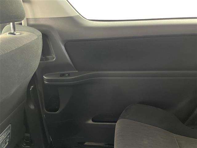 ヴェルファイア ２．４Ｚ　フリップダウンモニター　純正７インチナビ　バックカメラ　両側パワースライドドア　ＨＩＤオートライト　純正１８インチアルミホイール　ステアリングリモコン　ドライブレコーダー　ＥＴＣ　スマートキー　禁煙車（28枚目）