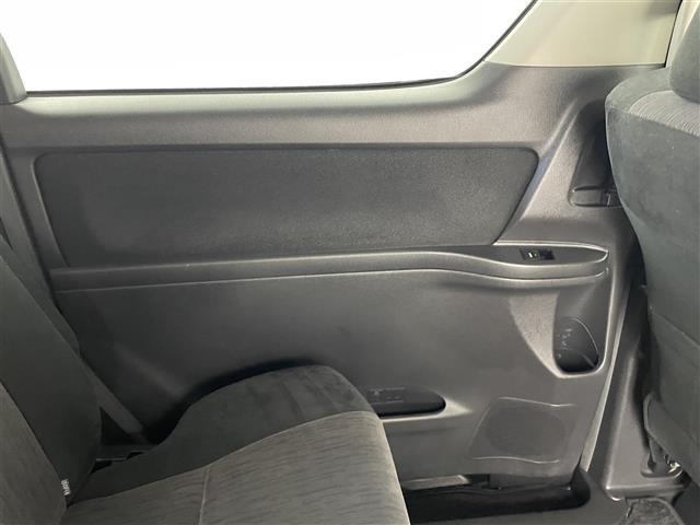 ヴェルファイア ２．４Ｚ　フリップダウンモニター　純正７インチナビ　バックカメラ　両側パワースライドドア　ＨＩＤオートライト　純正１８インチアルミホイール　ステアリングリモコン　ドライブレコーダー　ＥＴＣ　スマートキー　禁煙車（29枚目）