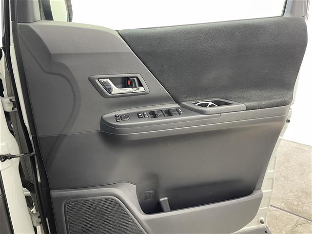 ヴェルファイア ２．４Ｚ　フリップダウンモニター　純正７インチナビ　バックカメラ　両側パワースライドドア　ＨＩＤオートライト　純正１８インチアルミホイール　ステアリングリモコン　ドライブレコーダー　ＥＴＣ　スマートキー　禁煙車（31枚目）